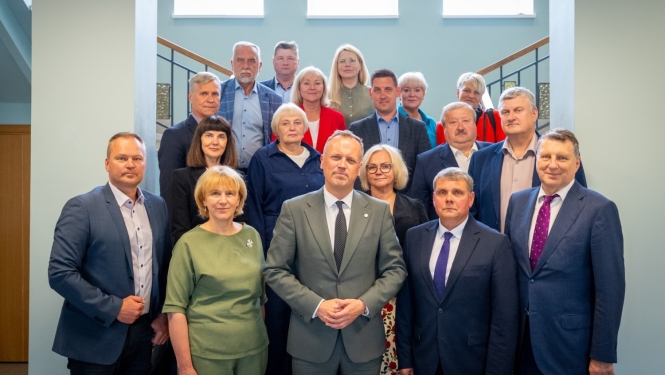 Preiļu novadu reģionālajā vizītē apmeklē viedās administrācijas un reģionālās attīstības ministrs Edgars Tavars