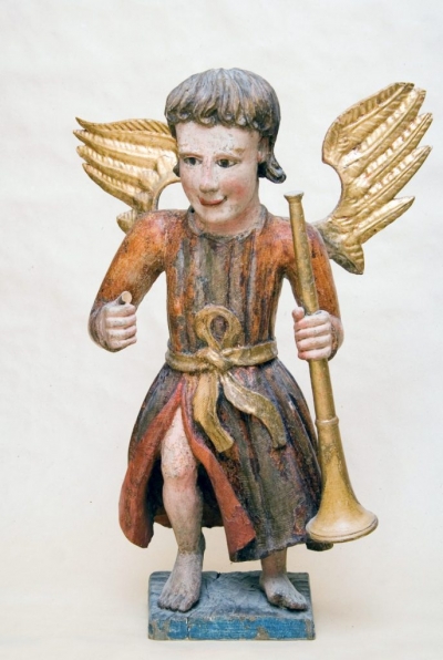 Skulptūra. Eņģelis ar tauri. Baltkrievija. 18. gadsimts. Koks. Levkas, poliments, kokgriezums, apzeltījums, polihromais krāsojums.