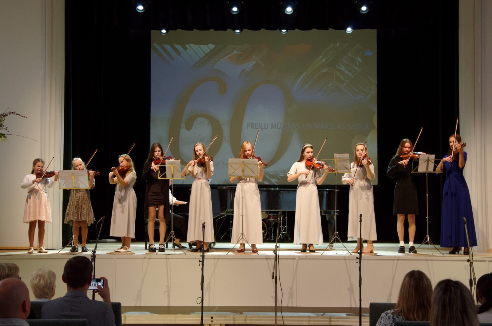 Izskanējis Preiļu Mūzikas un mākslas skolas 60 gadu jubilejas pasākums