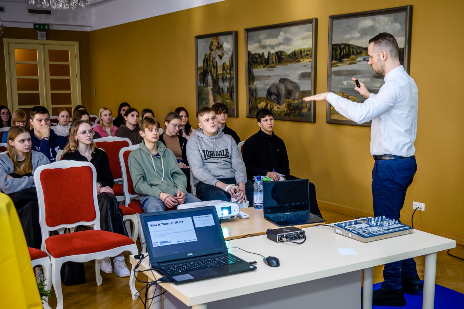 Preiļu novada pašvaldības jaunieši piedalās akcijas atklāšanas pasākumā "Atpakaļ uz skolu/Atpakaļ uz Universitāti"