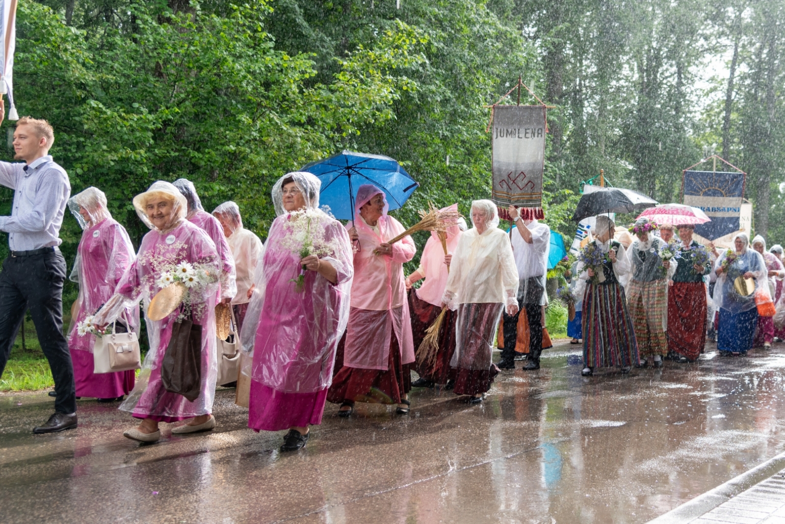 XIX Latgales novada senioru dziesmu un deju svētku festivāls “Ūgu maize”