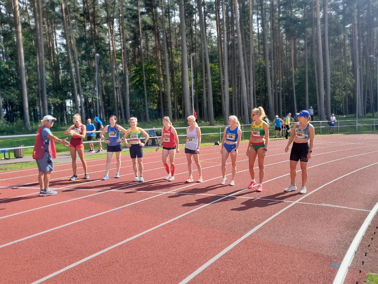 Godalgas no Baltijas čempionāta vieglatlētikā vecmeistariem atceļo uz Preiļiem