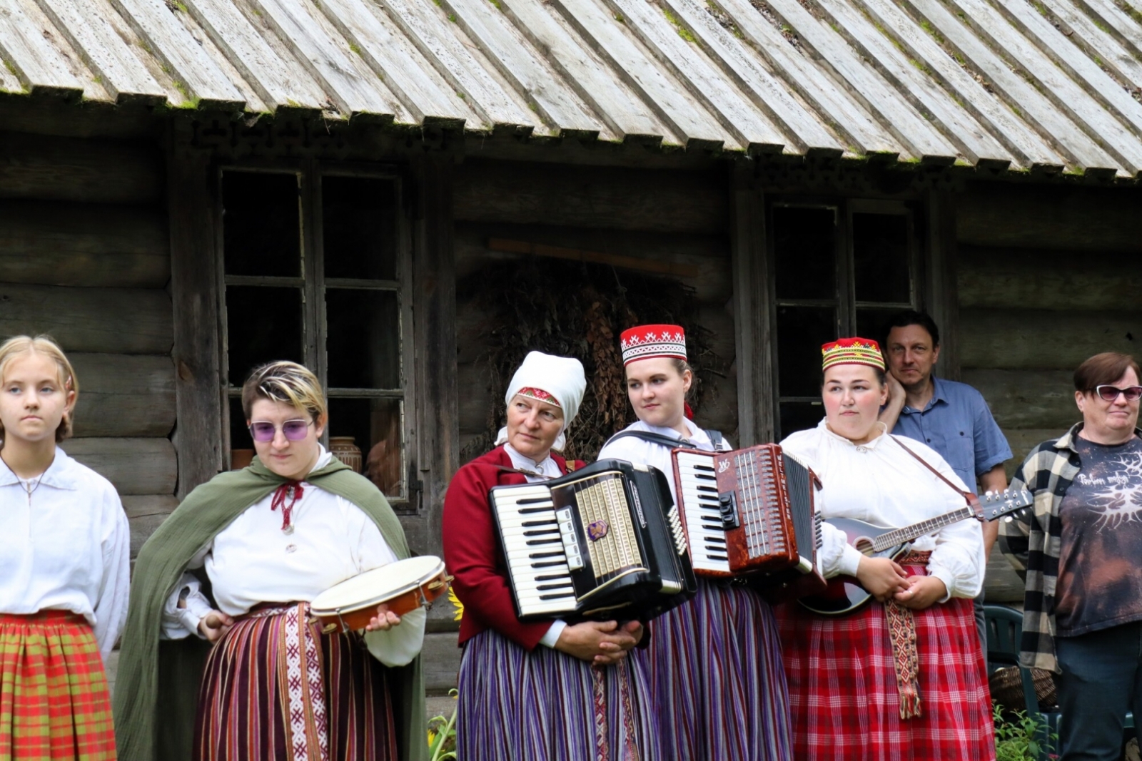 Jasmuižā aizvadīti Latgales tradicionālo amatu svētki