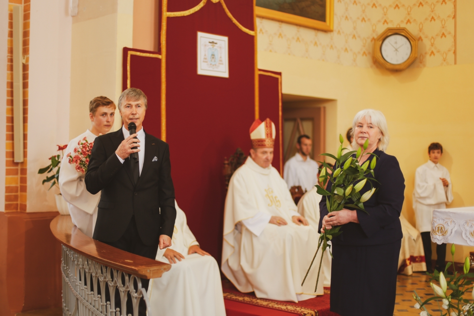 Vidsmuižas Svētā Gara Romas katoļu baznīcu apmeklē bīskaps Jānis Bulis