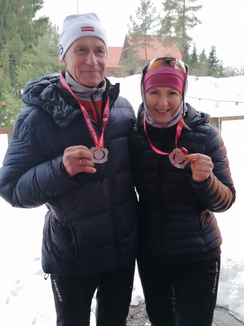 Novadniekiem godalgas Latvijas veterānu sacensības slēpošanā un  Latvijas čempionātā biatlonā