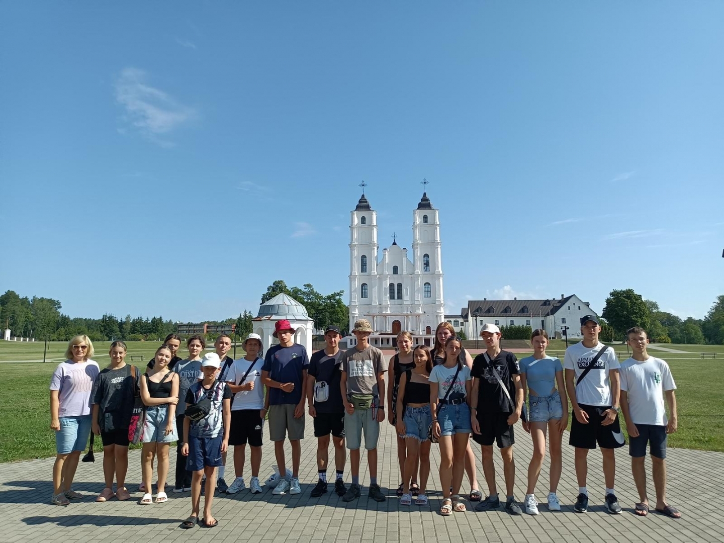 Aizvadīta Preiļu sadraudzības pilsētas Ņižinas bērnu nometne “Saulespuķe ‘24”