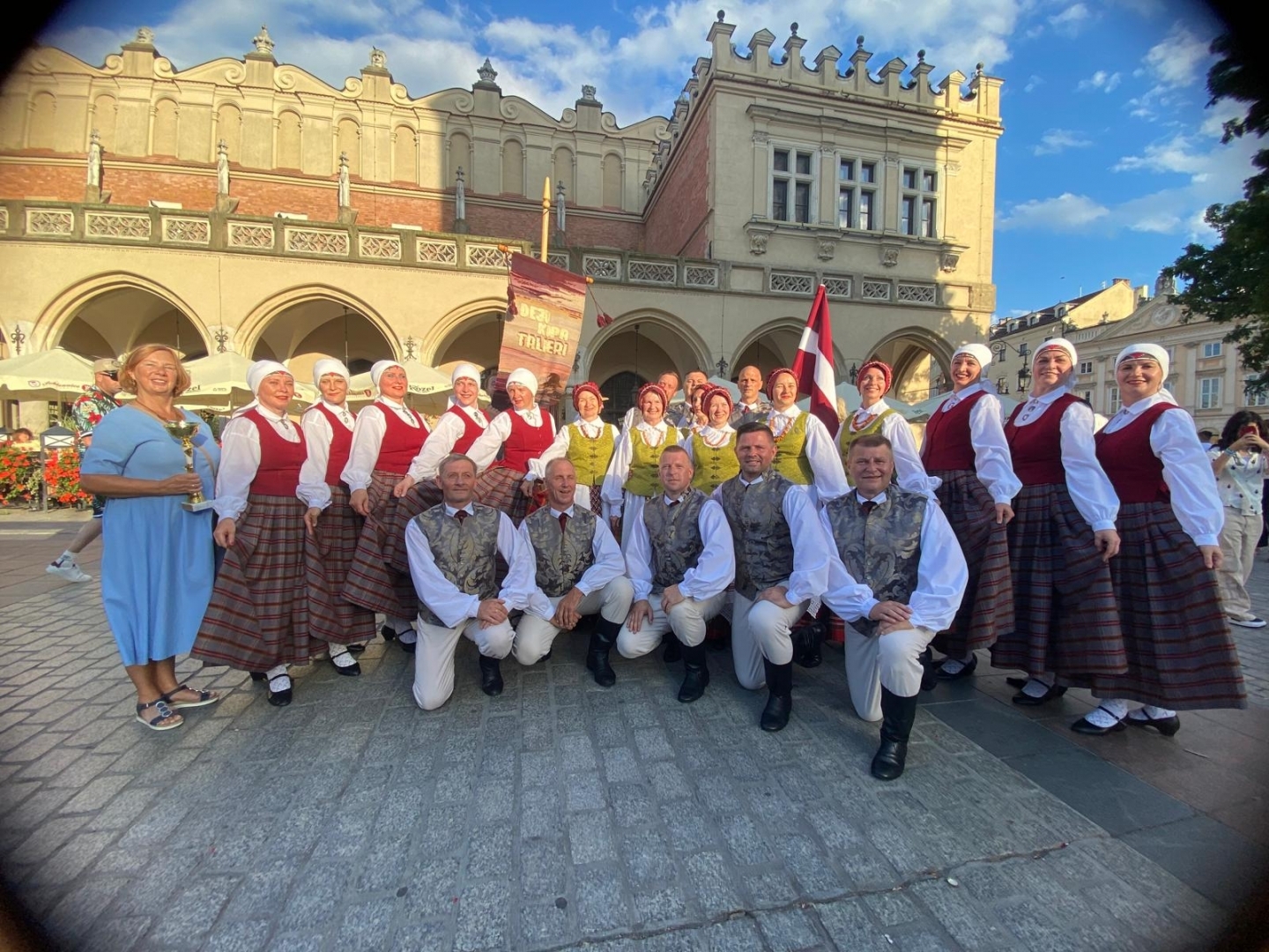 Preiļu Kultūras nama VPDK “Talderi” piedalījās XI vasaras mākslas festivālā Krakovā