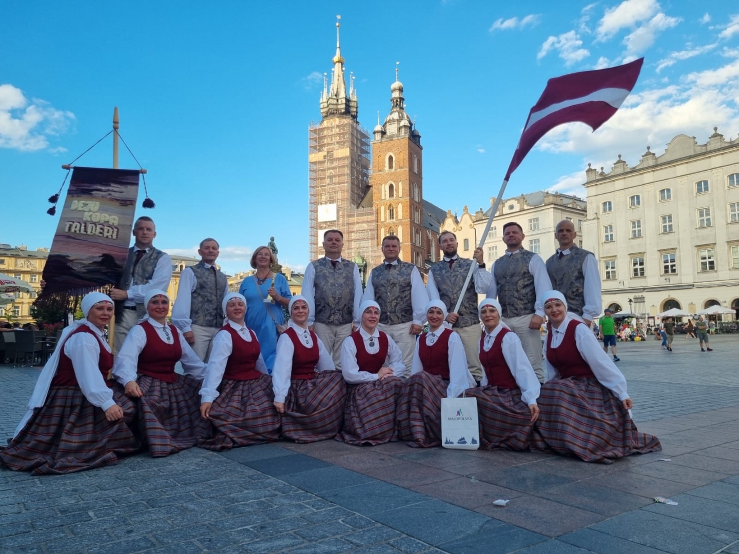 Preiļu Kultūras nama VPDK “Talderi” piedalījās XI vasaras mākslas festivālā Krakovā